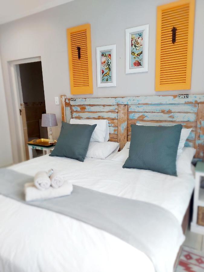 The Coelacanth Guest House And Beach Thyme Self Catering Kiddʼs Beach Kültér fotó