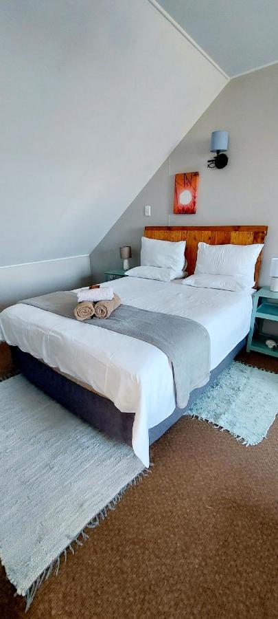 The Coelacanth Guest House And Beach Thyme Self Catering Kiddʼs Beach Kültér fotó
