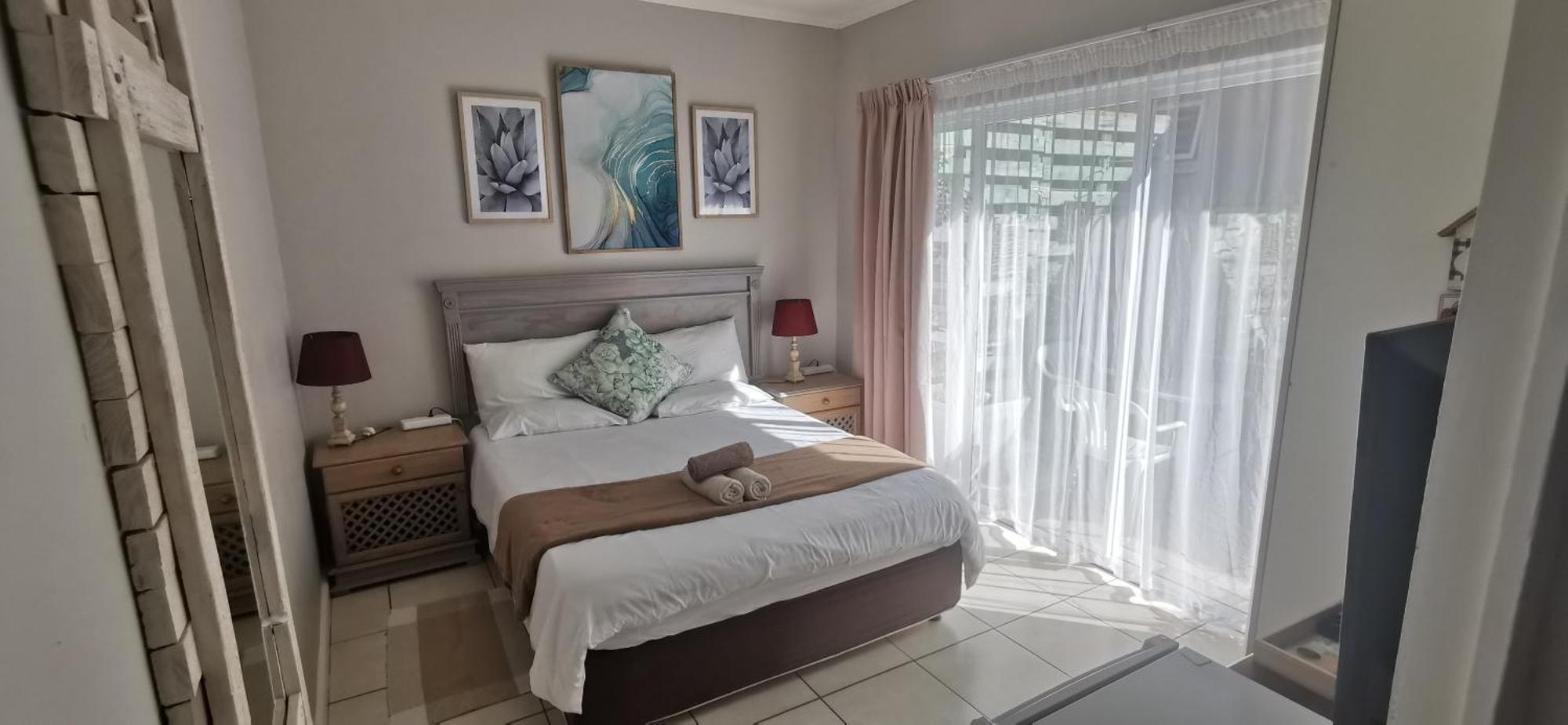 The Coelacanth Guest House And Beach Thyme Self Catering Kiddʼs Beach Kültér fotó